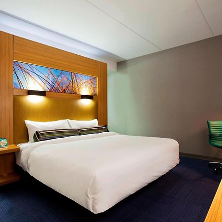 Aloft Jacksonville Tapestry Park Exterior photo