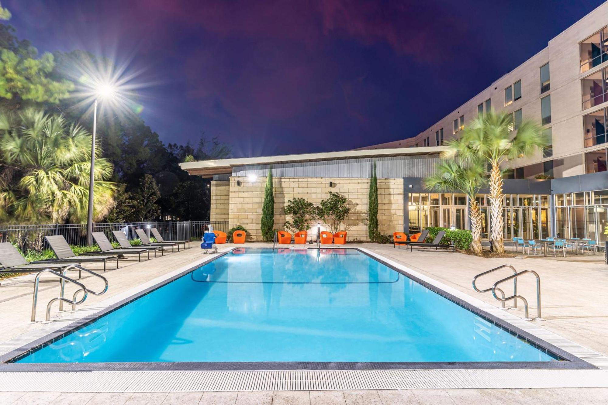 Aloft Jacksonville Tapestry Park Exterior photo